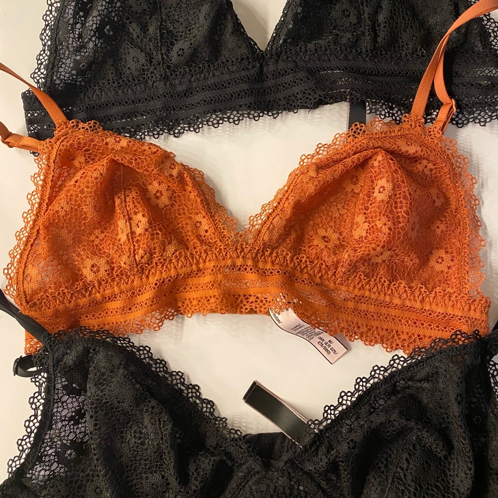 3 VS Bras